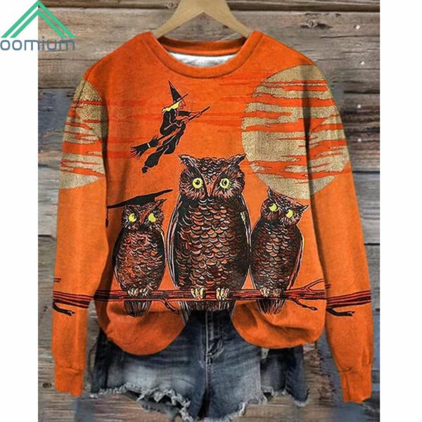 Halloween Who Is Flying Behind Owls Printed Crew Neck Sweatshirt