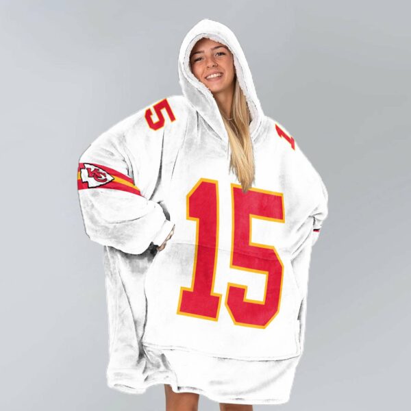 Chiefs 15 Mahomes Football Unisex Blanket Hoodie