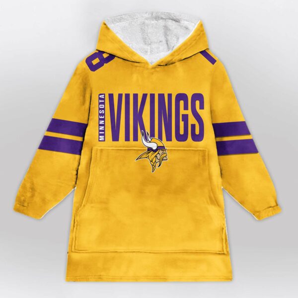 Vikings 18 Jeffersun Football Unisex Blanket Hoodie