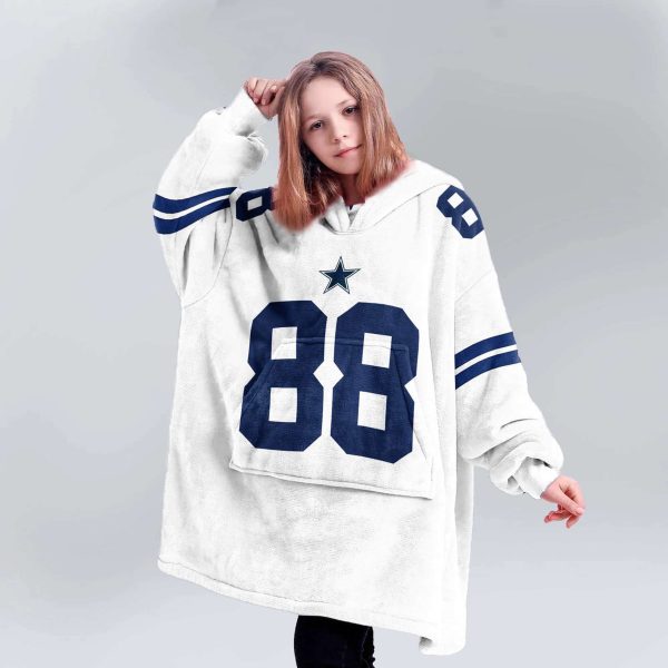 Cowboys 88 Lamb Football Blanket Hoodie 5